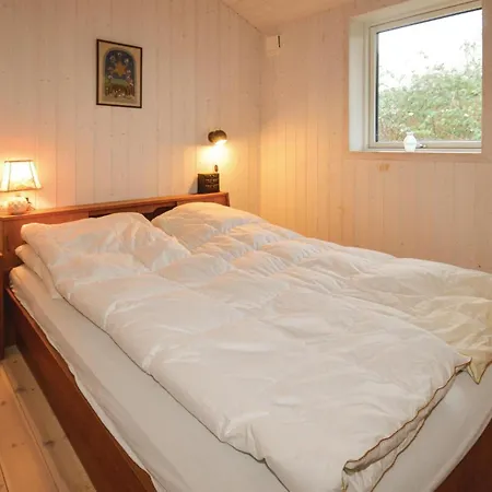 Two-bedroom In Feriehus
